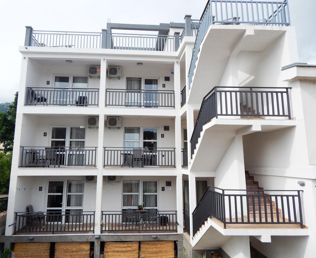 Apartmani "Nebo" 苏托莫雷 外观 照片